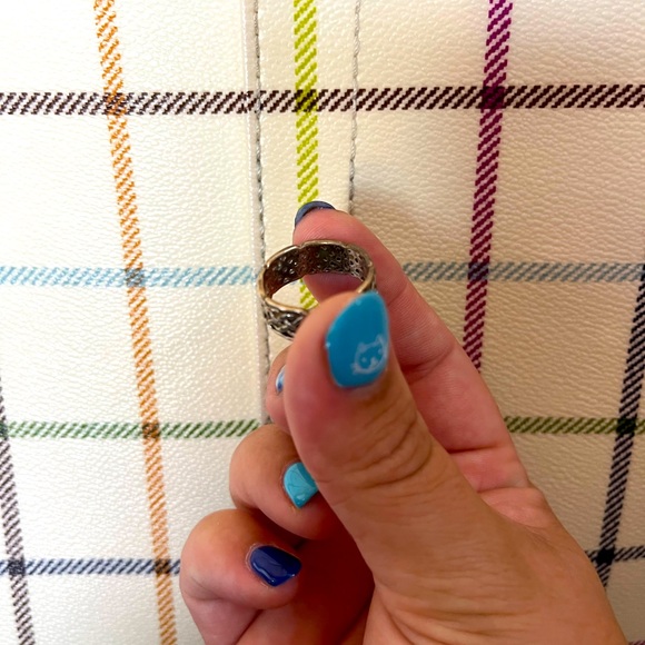 SILVER IRISH RINGS - Picture 2 of 8